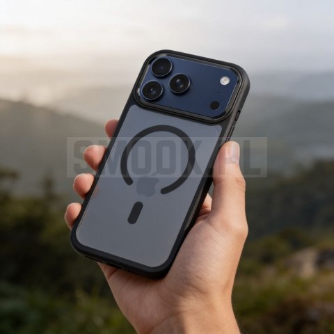 Etui na iPhone 17 Pro Max / 18 Pro Max (low camera edge) Forcell F-Protect Smoke Hybrid Premium zgodne z MagSafe czarne 0INT
