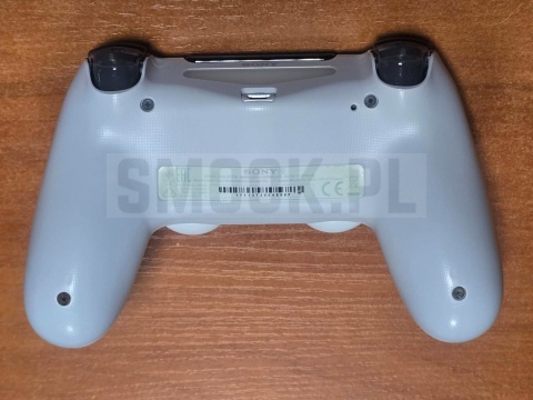 [UŻYWANY] Kontroler Pad PS4 DualShock 4 V2 = CUH-ZCT2E = Biały / White