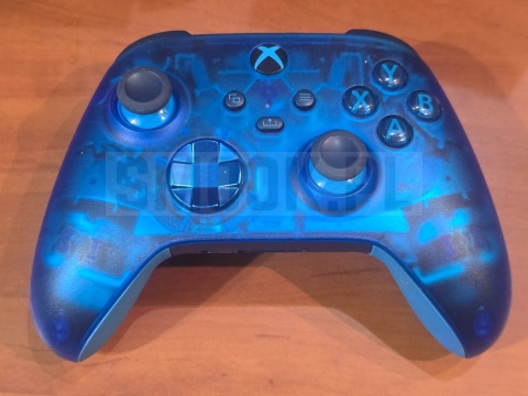 [UŻYWANY] Kontroler bezprzewodowy do konsoli Xbox - Sky Cipher - Wersja specjalna